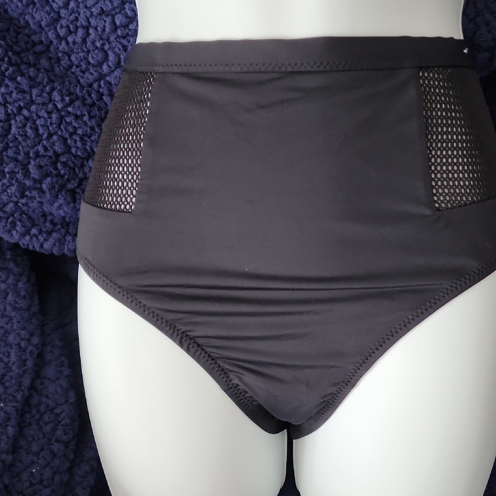 Black Mesh Detail One Piece Swimsuit Code 4